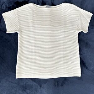 Tommy Bahama short sleeve sweater